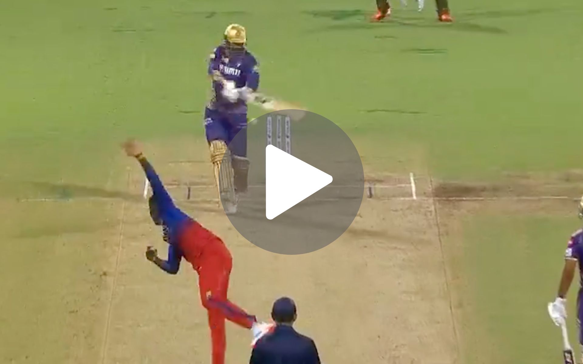 [Watch] 6,4,6,4 - Venkatesh Iyer's Ultimate Hammering Of Joseph Puts RCB In Deep Hole